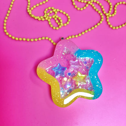 Cutie Star Shaker Necklace (Sweet Magic)