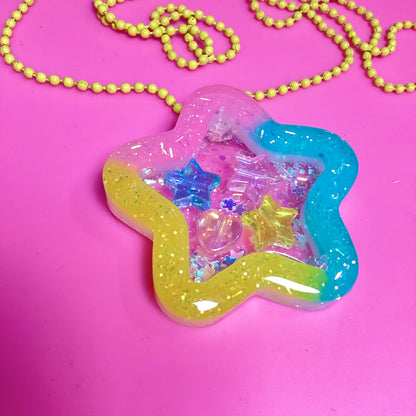 Cutie Star Shaker Necklace (Sweet Magic)