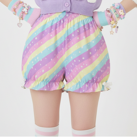 Kawaii Harajuku fashion Jfashion Japanese street fashion Decora kei uchuu kei  fairy kei yume kawaii Cutecore jojifuku heisei retro era colorful Starry Party Rainbow Bloomer Shorts Pastel rainbow style cute stars dopamine dressing shooting stars