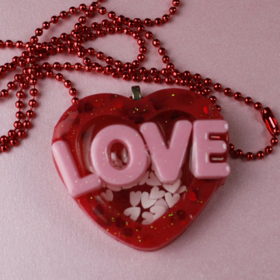 🩷 Lovecore Heart Shaker Necklace (LOVE ) 🩷