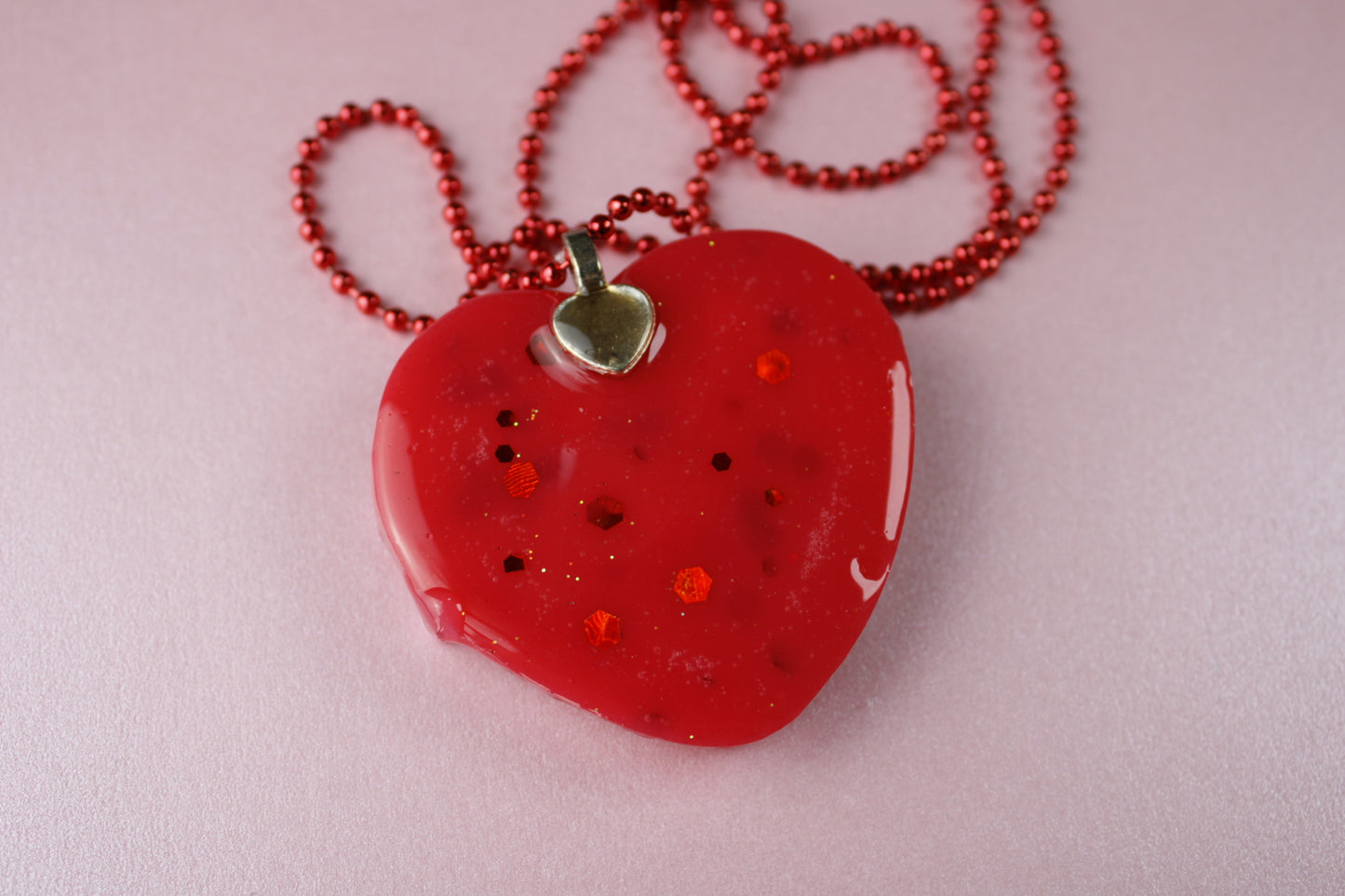 🩷 Lovecore Heart Shaker Necklace (LOVE ) 🩷