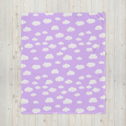 Dreamy Clouds Throw Blanket (Lilac)