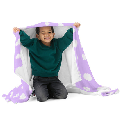 Dreamy Clouds Throw Blanket (Lilac)